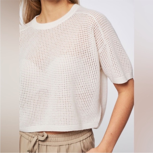 NWT Noname Cashmere Amelia Mesh Open-Knit
Top in cream/off white Sz M - Picture 4 of 8